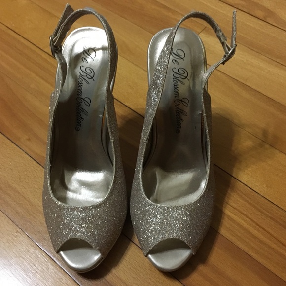 Gold glitter peep-toe heels - Picture 4 of 7